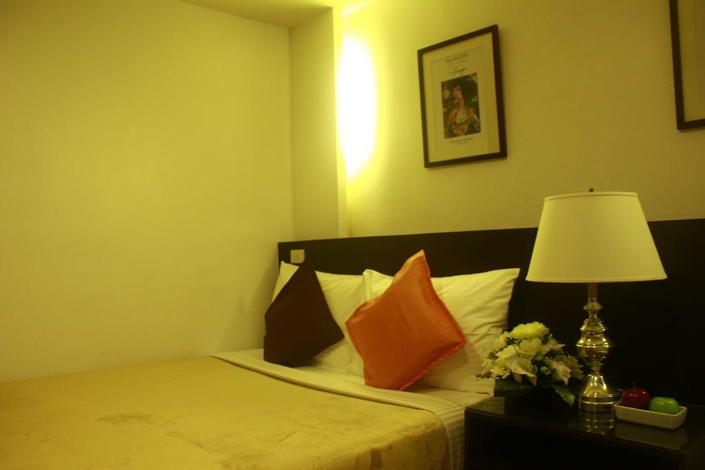 Gervasia Hotel Makati Макати Номер фото