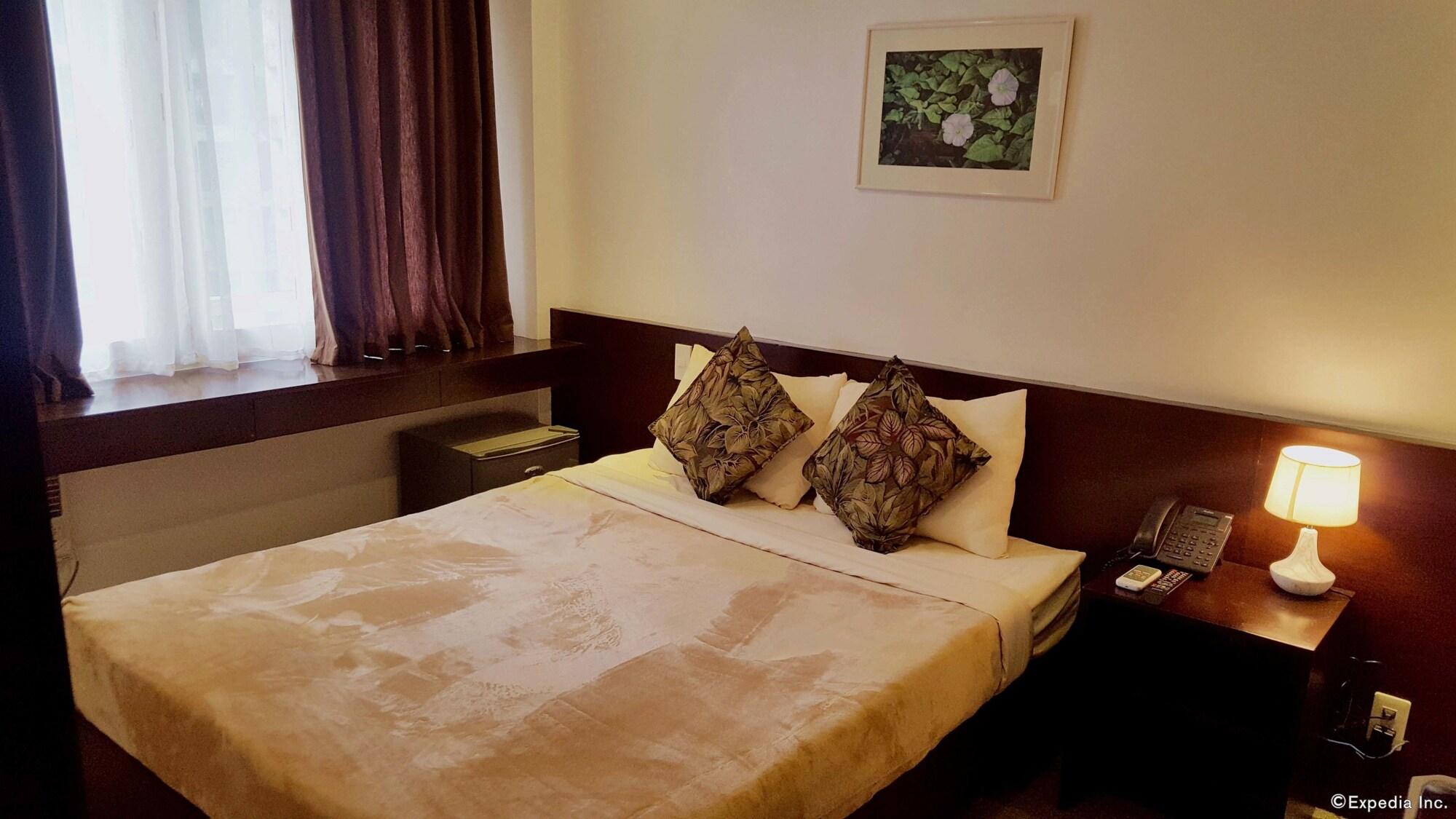 Gervasia Hotel Makati Макати Экстерьер фото