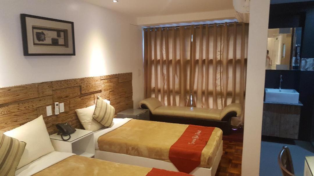 Gervasia Hotel Makati Макати Экстерьер фото