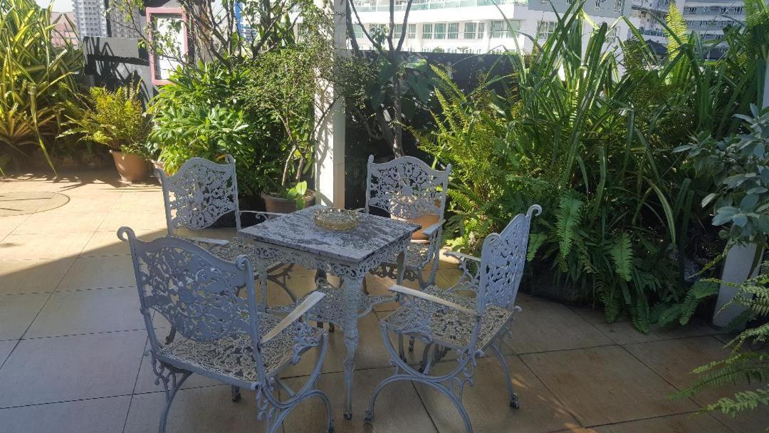Gervasia Hotel Makati Макати Экстерьер фото