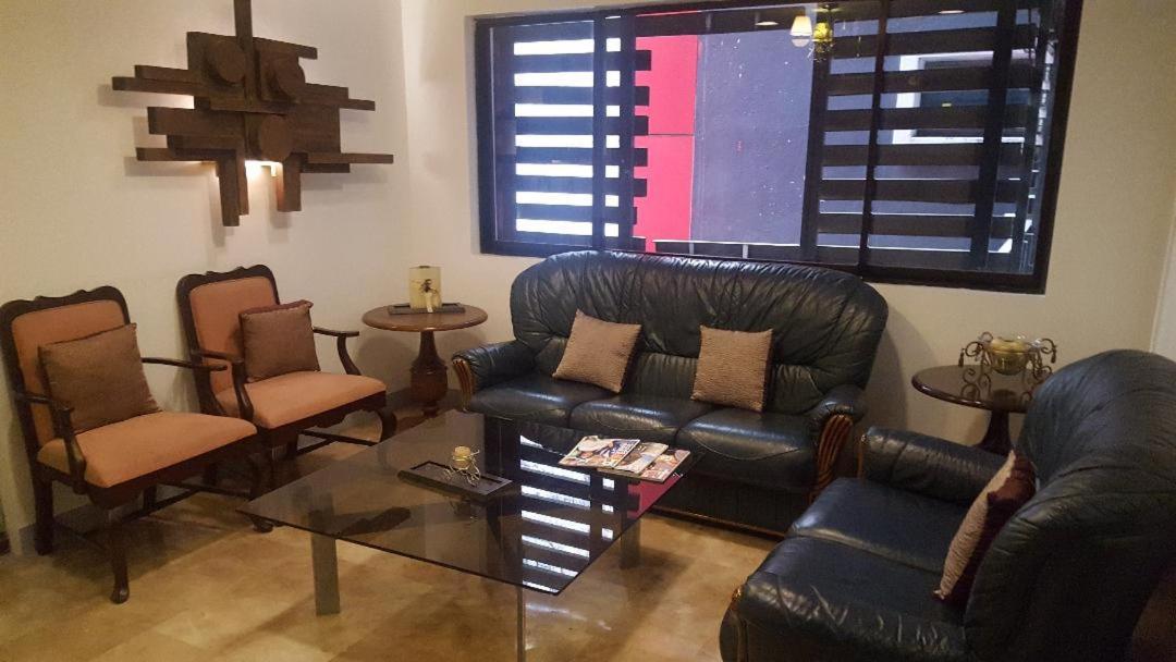 Gervasia Hotel Makati Макати Экстерьер фото