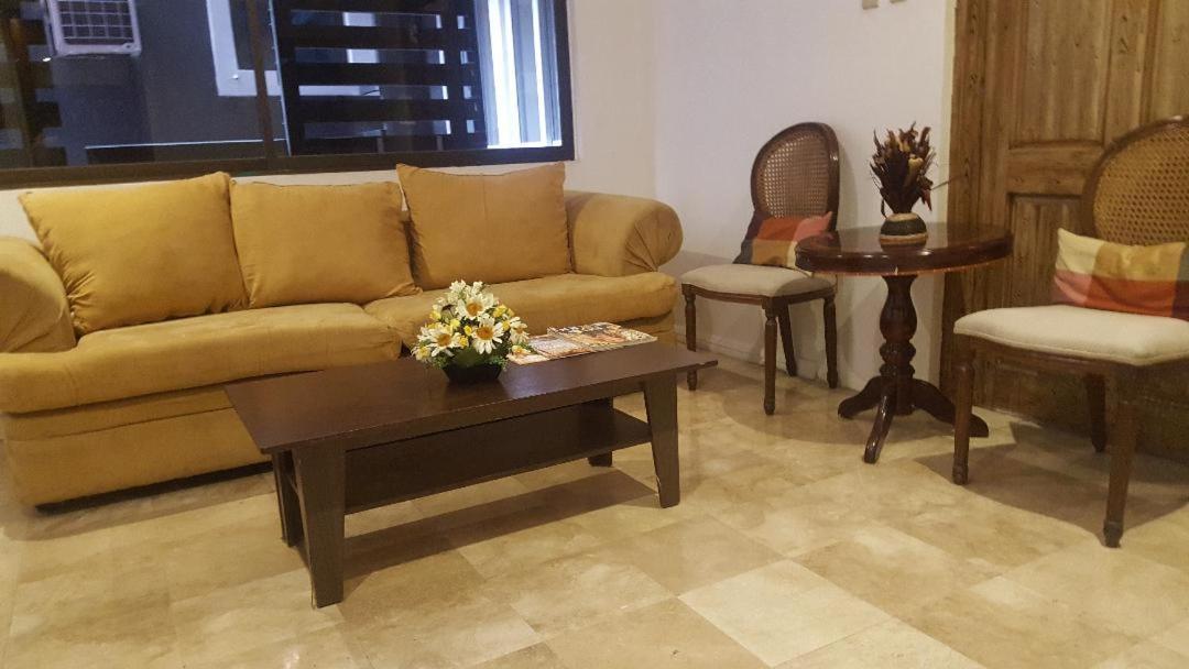 Gervasia Hotel Makati Макати Экстерьер фото