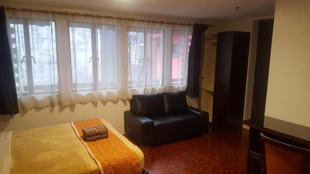 Gervasia Hotel Makati Макати Экстерьер фото